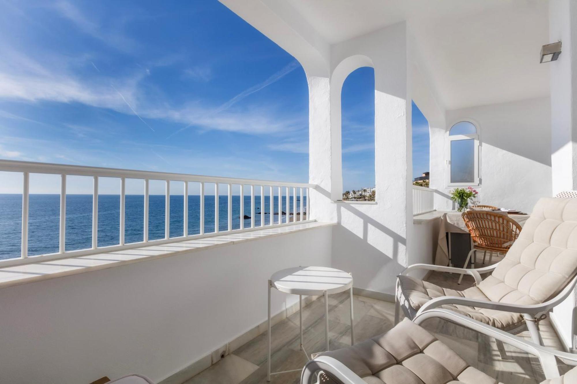 Oceanfront Mijas 아파트 외부 사진
